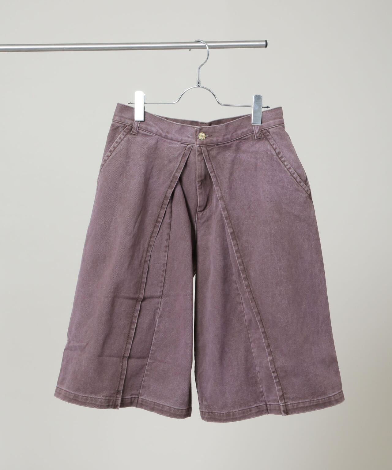 157/HALF TUCK SHORTS