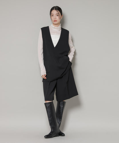 Vネックベスト×ハーフパンツ セットアップ